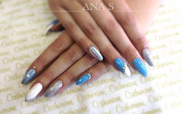 Nail Art Madonna added a new photo.